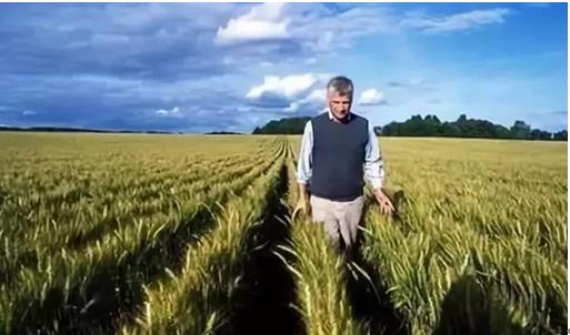 �����r�I